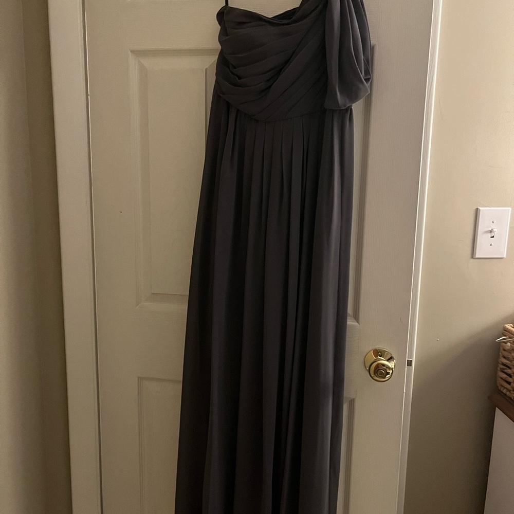 Elegant Gray One-Shoulder Gown